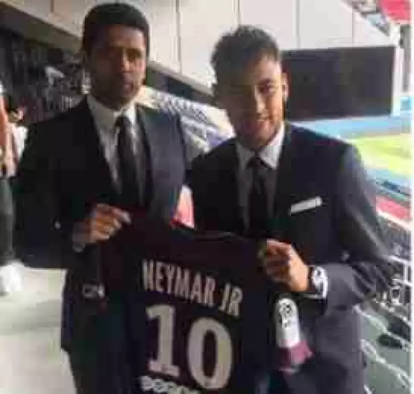 Former Barca Star, Neymar Received His PSG Jersey And To Earn £26 Million Per Year (Photos)